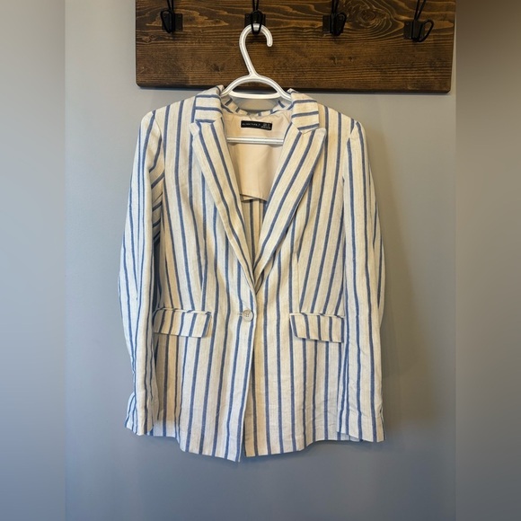 Black Tape_ Jackets & Blazers - Black Tape Blue and White Striped Blazer size XS